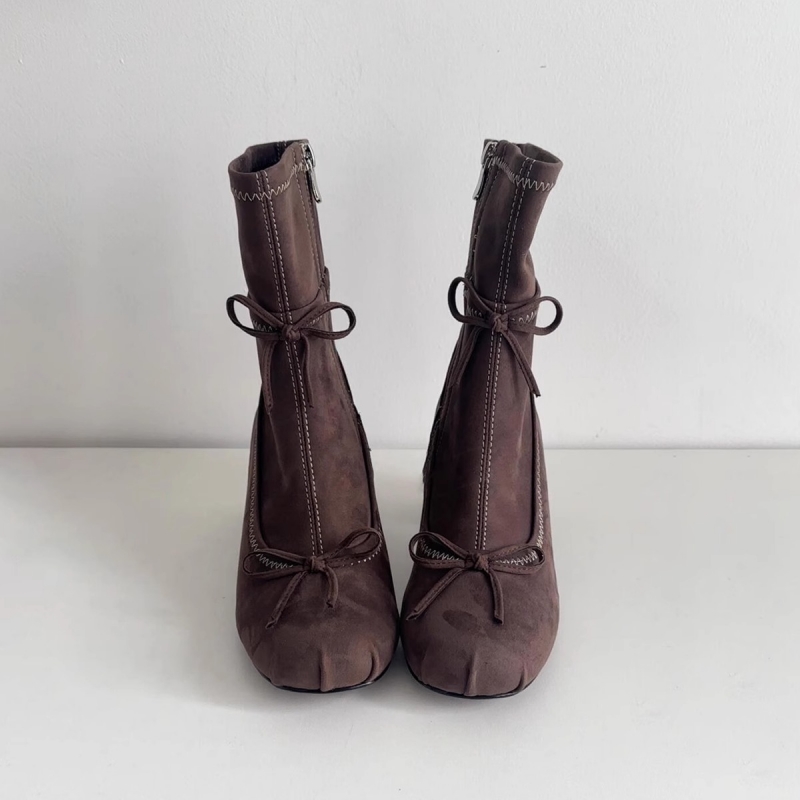 Chelsea Boots Suede - Moda Inverno 2026: Novas Botas Chelsea